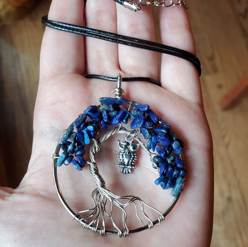 NWOT Lapis Lazulli Owl Tree of Life Necklace - Picture 4 of 7